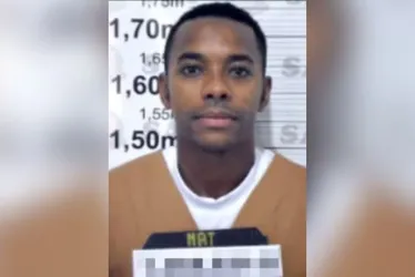 
				Entenda por que Robinho e dono do Porsche não têm direito à saidinha
			
			