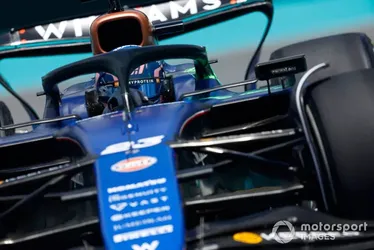 
			
				Williams anuncia a renovação de contrato de Albon
			
			