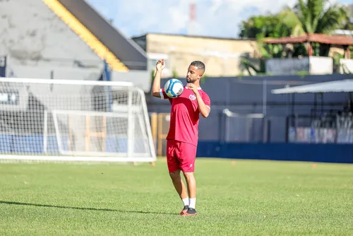 
				CRB busca saída do Z4 da Série B em duelo direto com o Paysandu
			
			