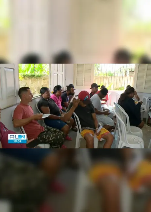
			
				21 alagoanos resgatados no ES já estão em Penedo e esperam trabalho
			
			