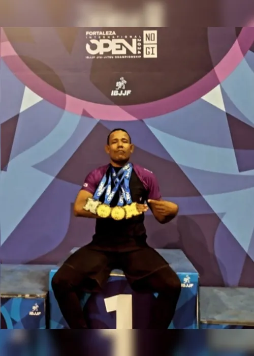 
			
				Alexandre Negão conquista 3 ouros e uma prata no Campeonato Internacional de Jiu-jitsu
			
			
