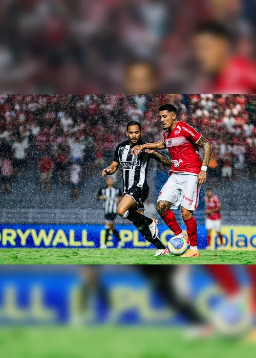 
				Com gol no finalzinho, CRB vence o Ceará no jogo de ida: 1 a 0
			
			