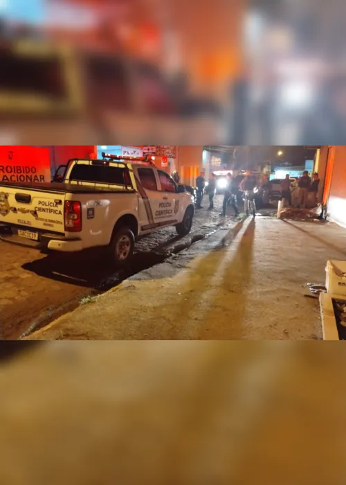 
			
				Empresário é executado em Arapiraca; suspeito filmou morto após o crime
			
			