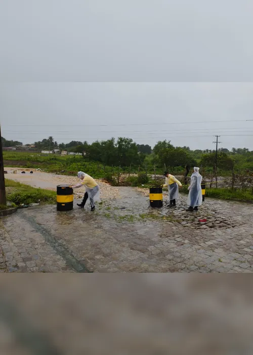 
				Fortes chuvas: sobe para 27 total de desalojados em Penedo
			
			