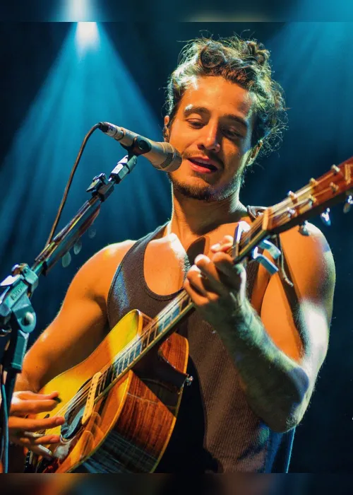 
			
				Tiago Iorc apresenta 'Noite dos Namorados'; Open Bar e mais!
			
			
