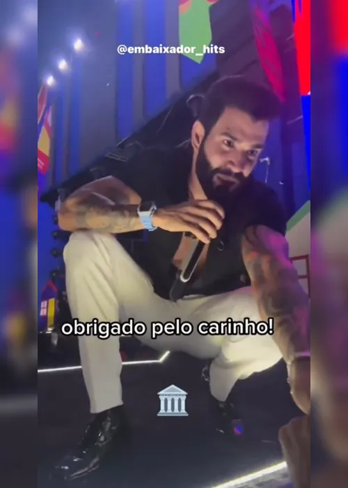 
				
					Vídeo: fã pede cantor Gusttavo Lima em casamento no São João de Maceió
				
				