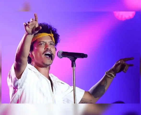 Bruno Mars anuncia show em 17 de outubro em Brasília
