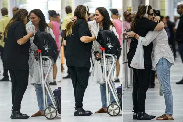 
				
					Ana Carolina troca carinhos com nova namorada em aeroporto do Rio
				
				