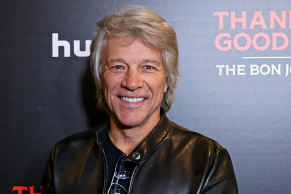 
				
					Bon Jovi revela desejo de vir ao Brasil no “intervalo de um ano”
				
				