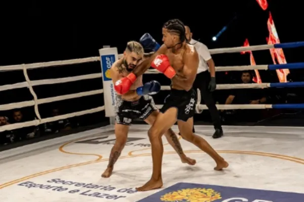 
				
					Brasileiro disputa principal cinturão de kickboxing da América Latina
				
				
