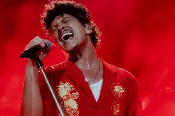 
				
					Bruno Mars: conheça 5 curiosidades sobre o cantor
				
				