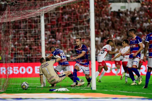  CRB luta, mas perde nos pênaltis e Fortaleza é o campeão da Copa NE 