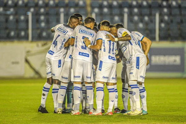 

					CSA quebra sequência sem vitórias e bate Confiança pela Série C: 1 a 0

				