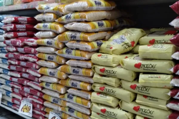 
				
					Chuvas: supermercados de Alagoas começam a restringir compra de arroz
				
				