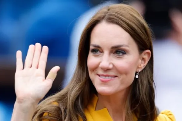 
				
					Estado de saúde de Kate Middleton pode ter se agravado, dizem jornais
				
				