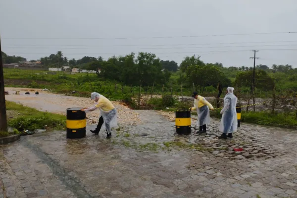 
				
					Fortes chuvas: sobe para 27 total de desalojados em Penedo
				
				