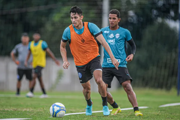 
				
					Higo Magalhes ganha tempo para ajustar CSA antes de duelo com Confiana
				
				