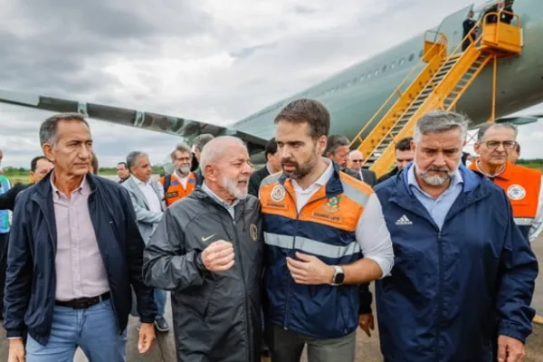 
				
					Lula: “O que aconteceu no Rio Grande do Sul é um aviso a todos nós”
				
				