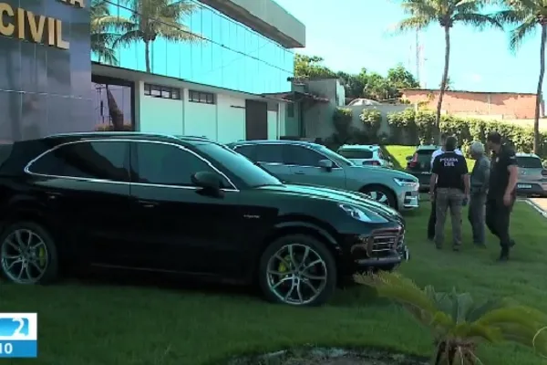 
				
					Mais um carro de luxo de influencer  apreendido; saiba quantos foram at agora
				
				