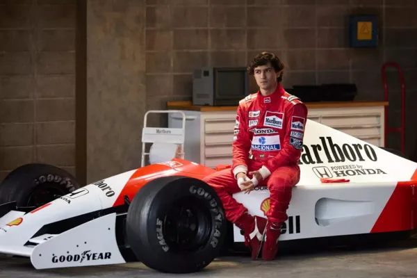 
				
					Netflix divulga primeiro teaser da série "Senna"
				
				
