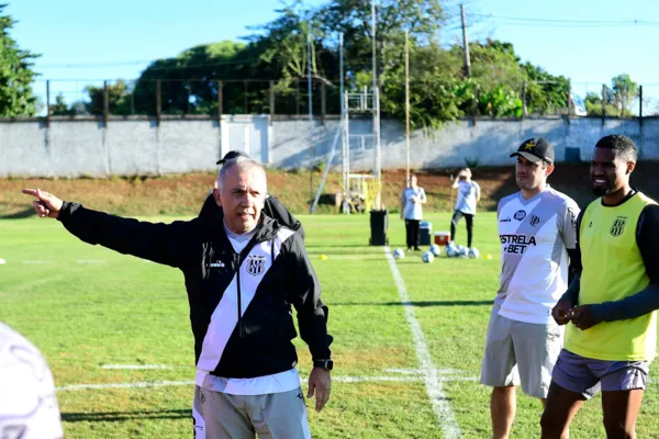 
				
					Pela Srie B, CRB encara a Ponte Preta, em Campinas, neste domingo
				
				