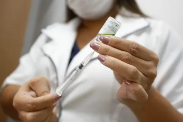 
				
					Vacina da gripe será ampliada para todos acima de 6 meses de idade
				
				