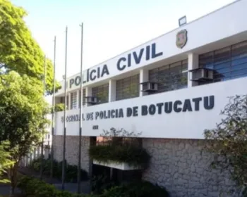 Filho é suspeito de matar mãe e padrasto a facadas