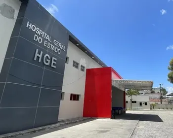 Mulher é atacada e tem 90% do corpo queimado após crise de ciúmes do companheiro