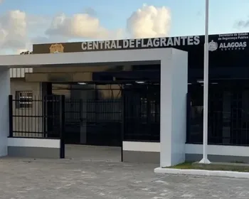 Homem é preso por furtar supermercado no bairro da Ponta Verde