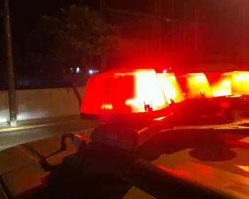 Pai agride filho com engradado de cerveja e é preso em Satuba
