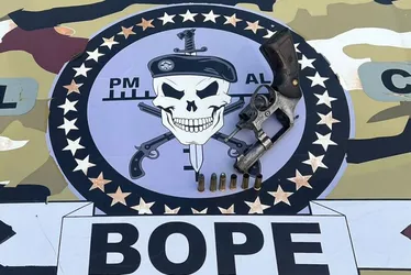 
			
				2 de Paus da SSP: líder de facção na BA é morto após reagir a ação da PM em Alagoas
			
			