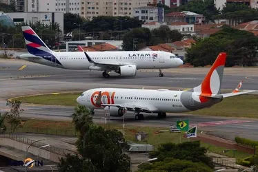 
			
				Aéreas alertam para possíveis atrasos de voos no Brasil após apagão
			
			
