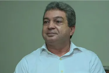 
			
				Barbosa acata decisão do PT, mas diz que partido não indicará vice na chapa com Brito
			
			
