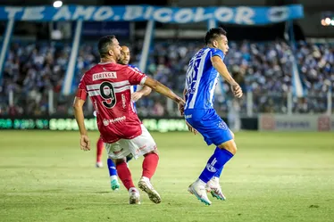 
			
				CRB é o quarto pior visitante da Série B do Brasileirão
			
			