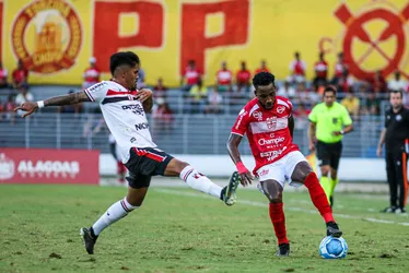 
			
				CRB faz confronto direto com o Botafogo-SP por saída do Z4
			
			