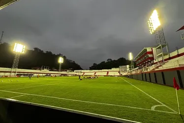 
			
				CSA vence Tombense, fora de casa, e segue respirando na Série C: 1 a 0
			
			