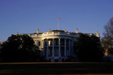 
			
				Casa Branca ainda monitora ameaça do Irã a Trump, diz autoridade
			
			