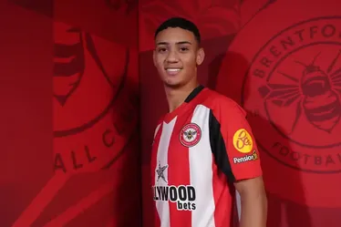 
			
				Clube inglês comete gafe ao anunciar contratação de Gustavo Nunes, ex-Grêmio
			
			