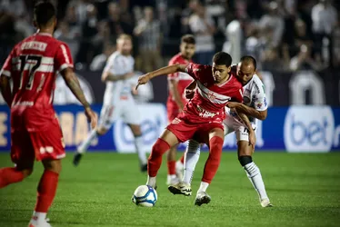 
				Com time reserva, CRB joga mal e perde para o Operário por 2 a 0
			
			