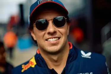 
			
				Consultor da Red Bull admite risco de demissão de Pérez e promete ‘análise no recesso’
			
			