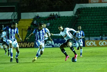 
			
				Em busca de saída do Z4, CSA encara o Figueirense no Rei Pelé
			
			