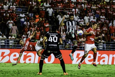 
				Em má fase, CRB enfrenta Ceará para se afastar do Z4 da Série B
			
			