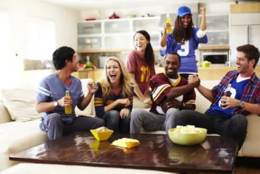 
			
				Estudos mostram que assistir esportes pode ser bom para a saúde
			
			