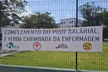
			
				Funcionários do Hospital Veredas fazem novo protesto na Av. Fernandes Lima
			
			