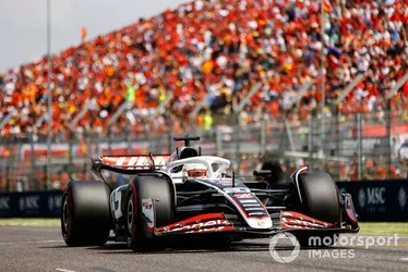 
			
				Haas renova parceria com Ferrari até 2028 enquanto segue negociando com Toyota
			
			