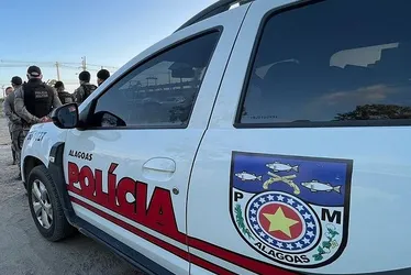 
			
				Perturbação do trabalho alheio: aluno de 20 anos solta bomba no banheiro de escola em Craíbas
			
			
