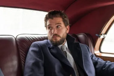
			
				Industry | Trailer da 3ª temporada da série mostra o retorno do drama da HBO com Kit Harington
			
			