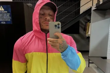 
			
				Influenciador fitness Toguro desabafa após se assumir pansexual
			
			