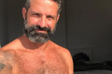 
			
				Iran Malfitano posta foto nu e recebe elogio de Bárbara Borges
			
			