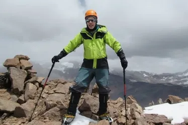 
			
				Montanhista brasileiro cai em buraco ao escalar vulcão no Peru e morre
			
			